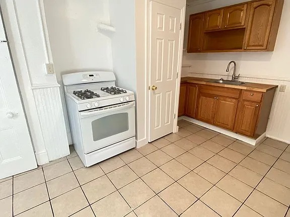 141 William Newburgh New York Apt 2 image 4