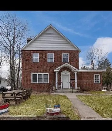 47 Landfield Ave Monticello, NY 12701 Apt #3 image 1