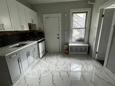 1116 Half Hampton Pl, Elizabeth, NJ 07201 Unit 1 image 2