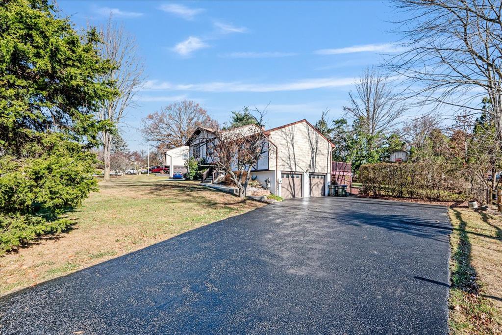 93 Capital Dr, Washingtonville, NY 10992 image 2