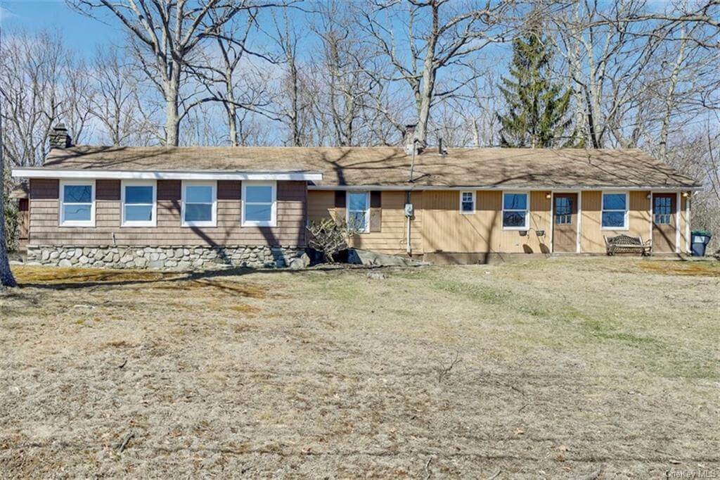 8 Hill Ave, Highland Mills, NY 10930 image 2