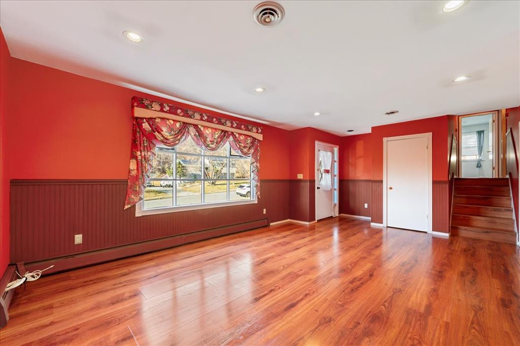 93 Capital Dr, Washingtonville, NY 10992 image 4