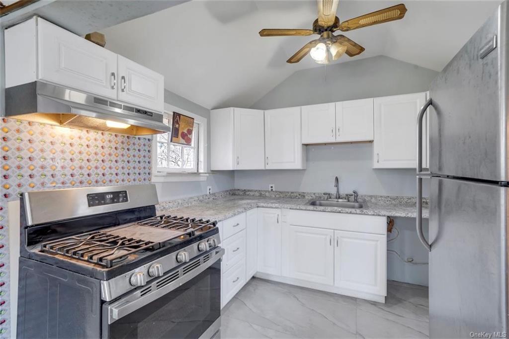 8 Hill Ave, Highland Mills, NY 10930 image 3