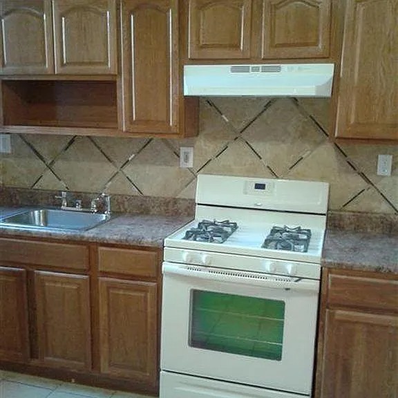 275 South 7th St, Newark, NJ 07103 Apt 4S image 2