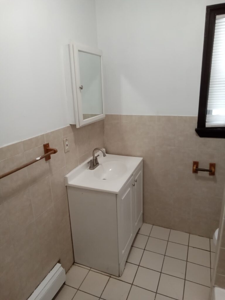 28-30 Bushnell Ave Monticello Apt #1 image 2