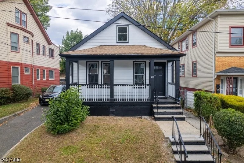 30 Allen St, Irvington, NJ 07111 Unit 1 – Private Apartment image 3