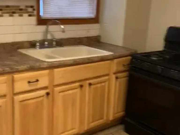 46 New St, East Orange, NJ 07017 Unit 1 image 2