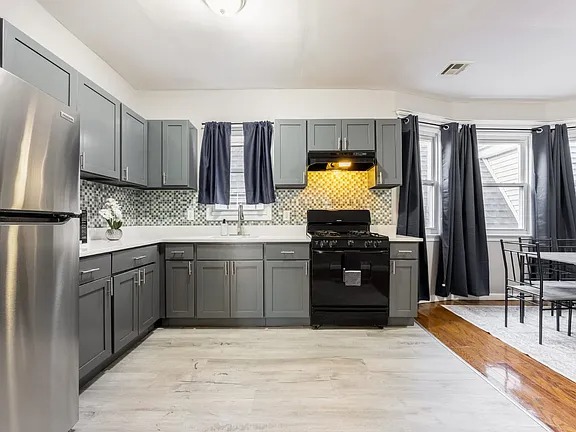 285 S 7th St, Newark, NJ 07103 Unit 3 image 2