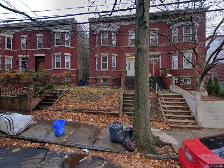 18 Foster St, Newark, NJ 07114 Basement Unit image 2